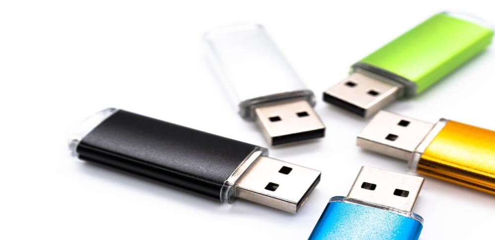 USBメモリ『フォーマットする必要があります』の原因と対処法